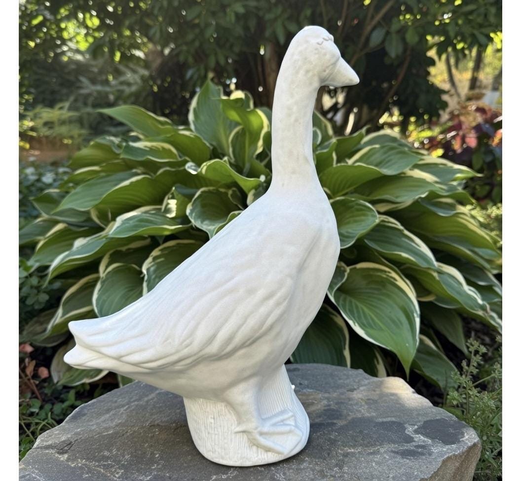 17.5 Inch Cement Porch Goose Statue - Garden Ornament Patio Yard Decor Concrete Lawn Animal Sculpture Gift