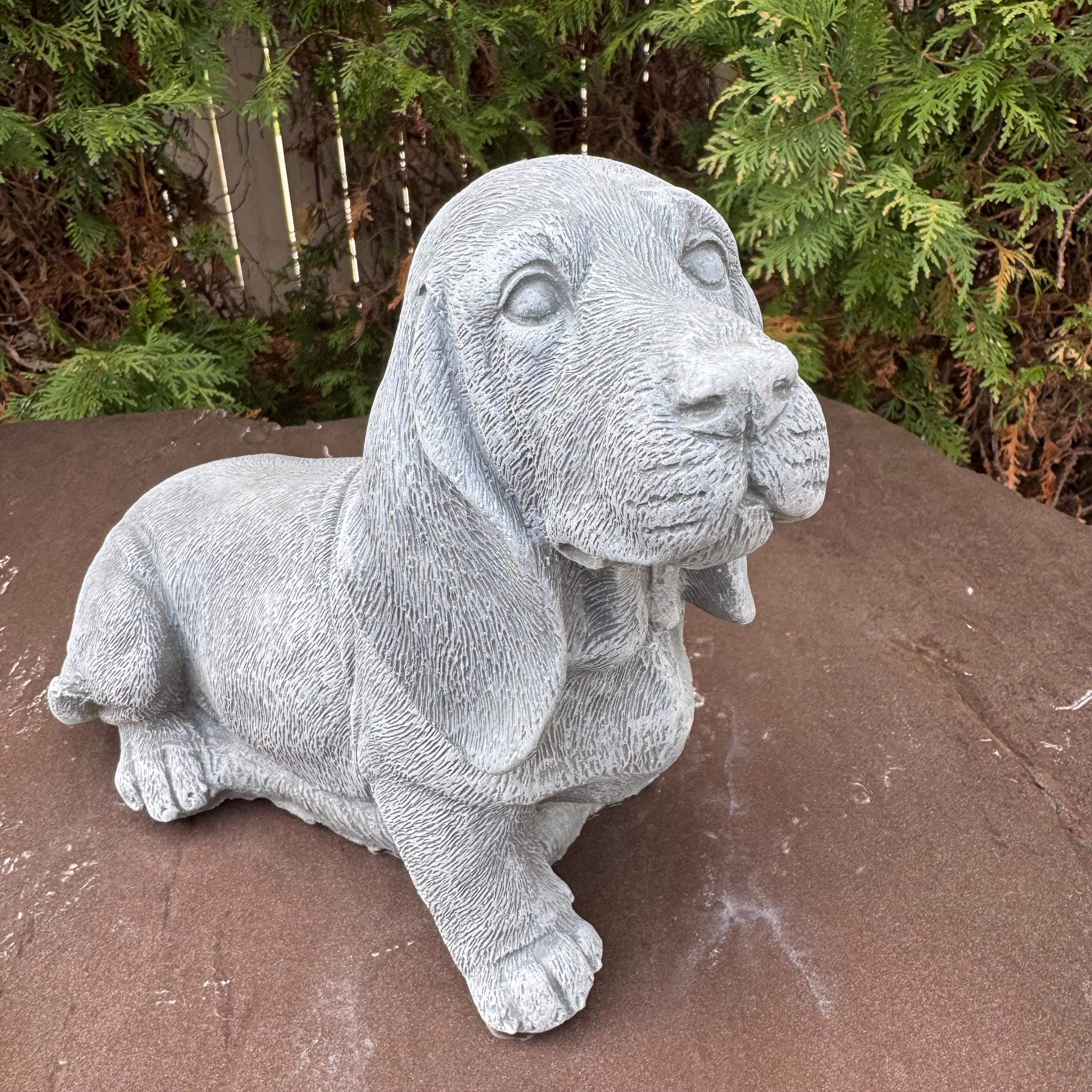 Concrete Basset Hound Memorial Garden Statue 10" Painted Outdoor Pet Remembrance Figurine for Dog Lovers Yard Decor