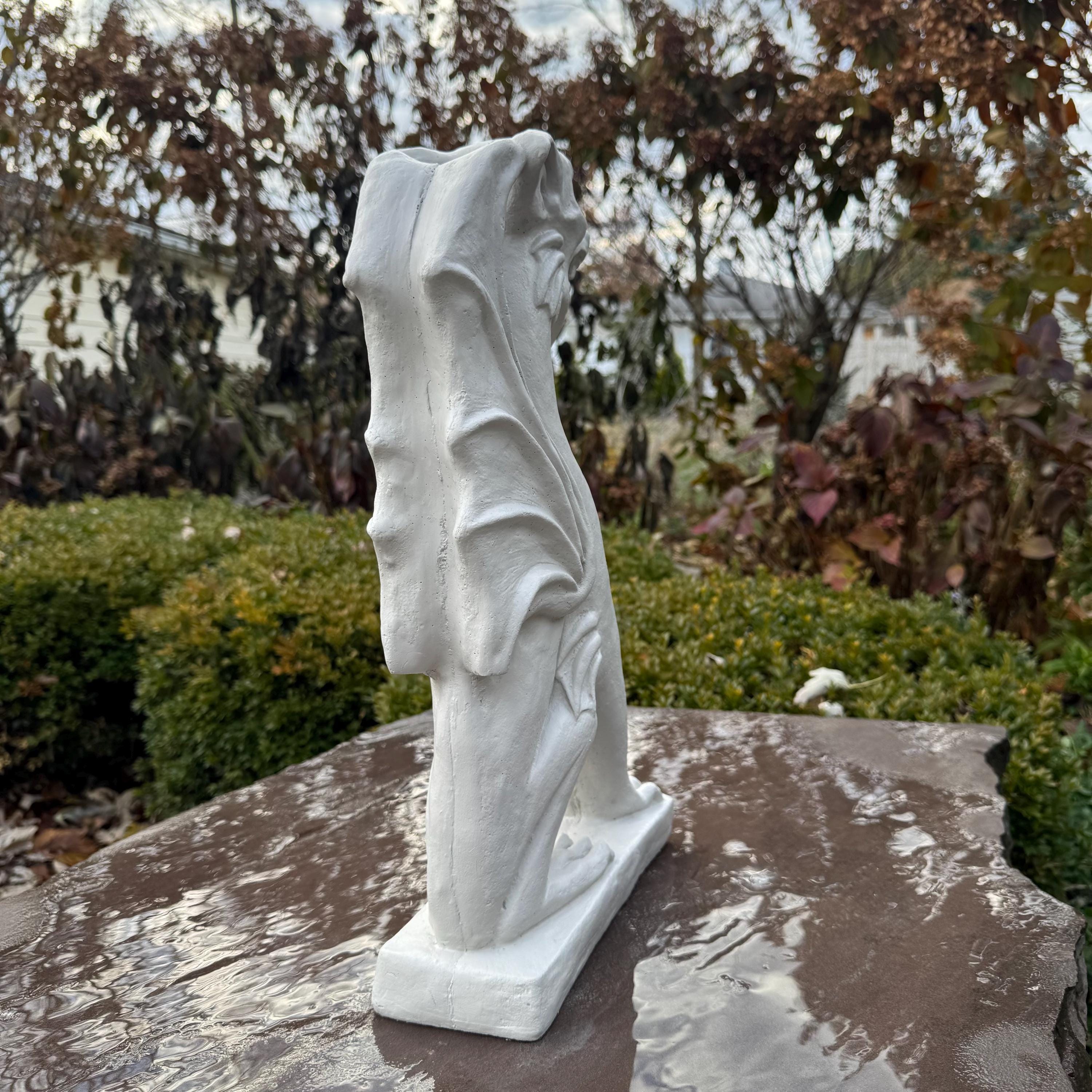 Gargoyle Statue - Concrete Garden Decor - Gothic Home and Patio Decoration
