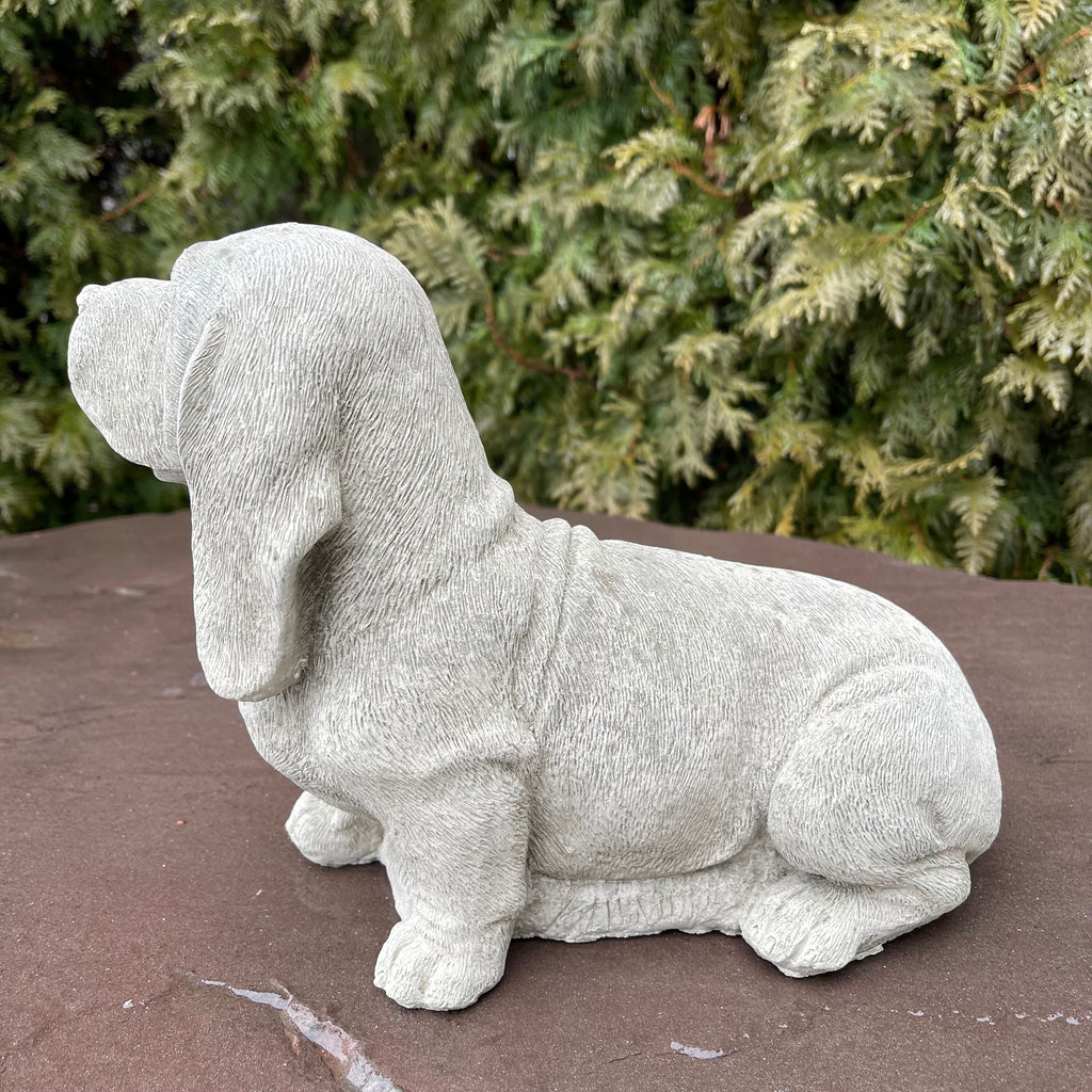 Concrete Basset Hound Garden Statue 10" Outdoor Pet Memorial Dog Figurine Lawn Ornament Decor