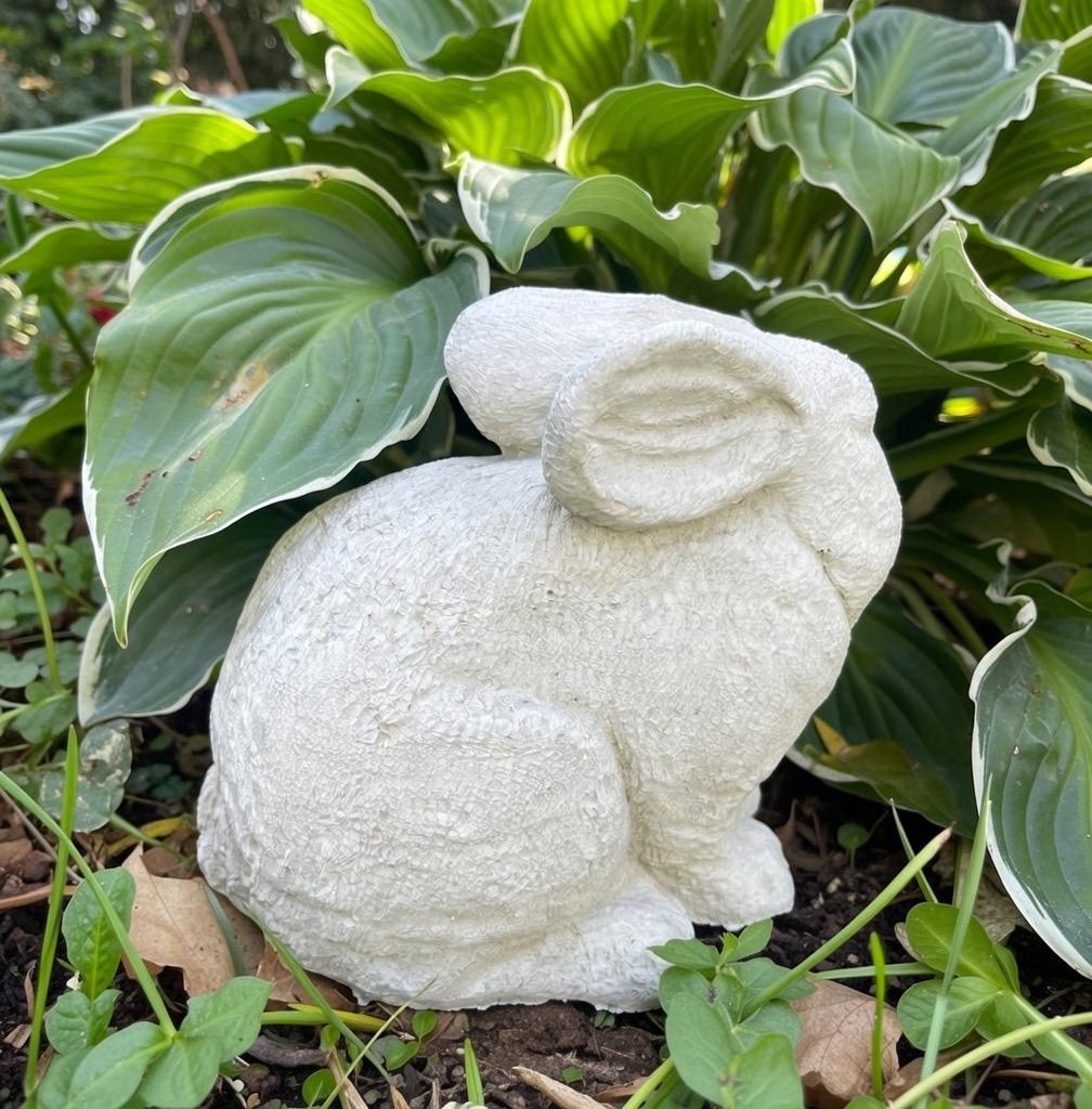 Concrete Rabbit Statue Modern Bunny Garden Sculpture Outdoor Yard Decor 10 Inch Lawn Ornament
