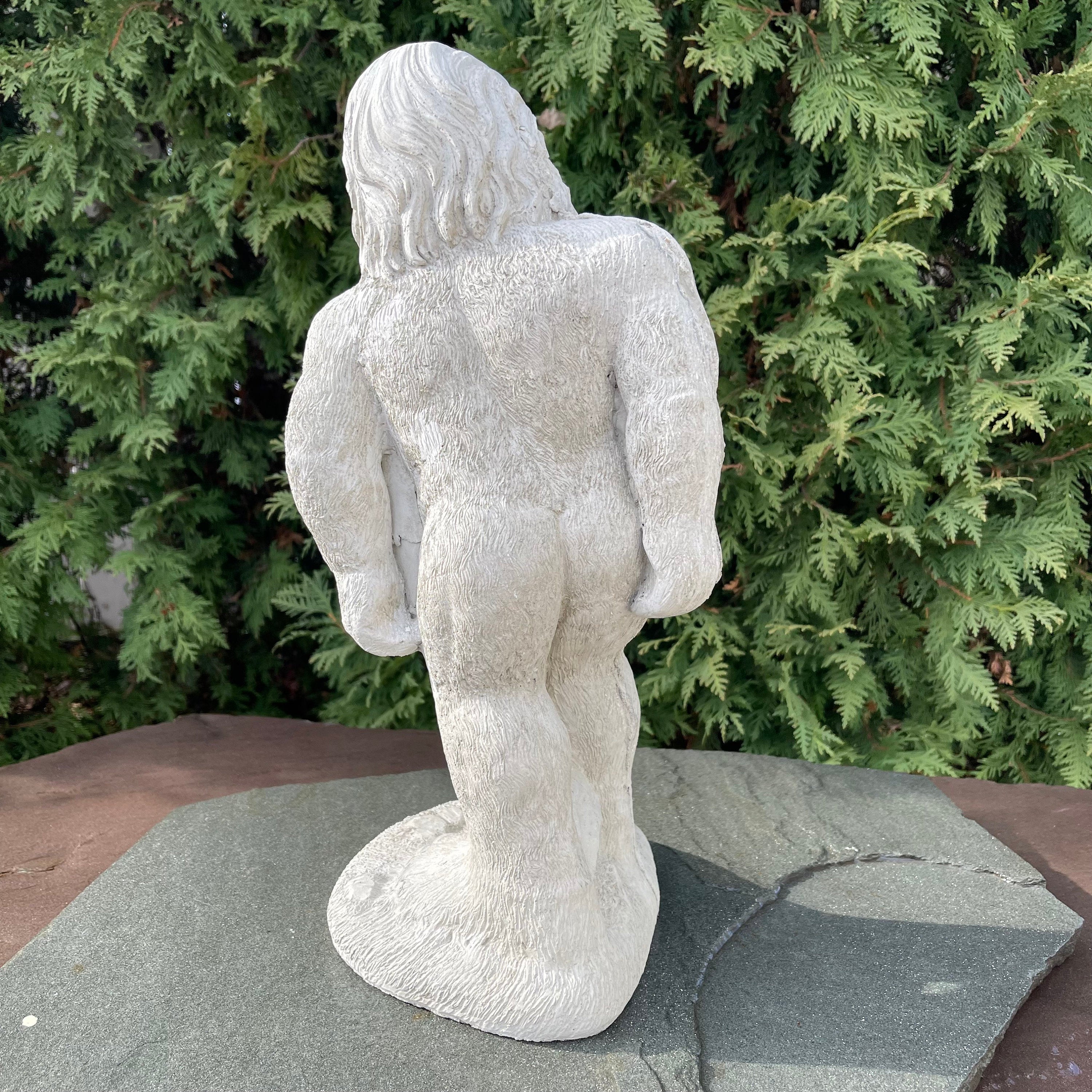 Cement Bigfoot Garden Statue 17 Inch Concrete Sasquatch Outdoor Yard Sculpture Lawn Ornament Decor Gift