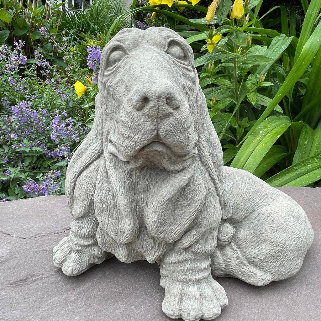 Concrete Basset Hound Garden Statue 10" Outdoor Pet Memorial Dog Figurine Yard Decor Sculpture Gift