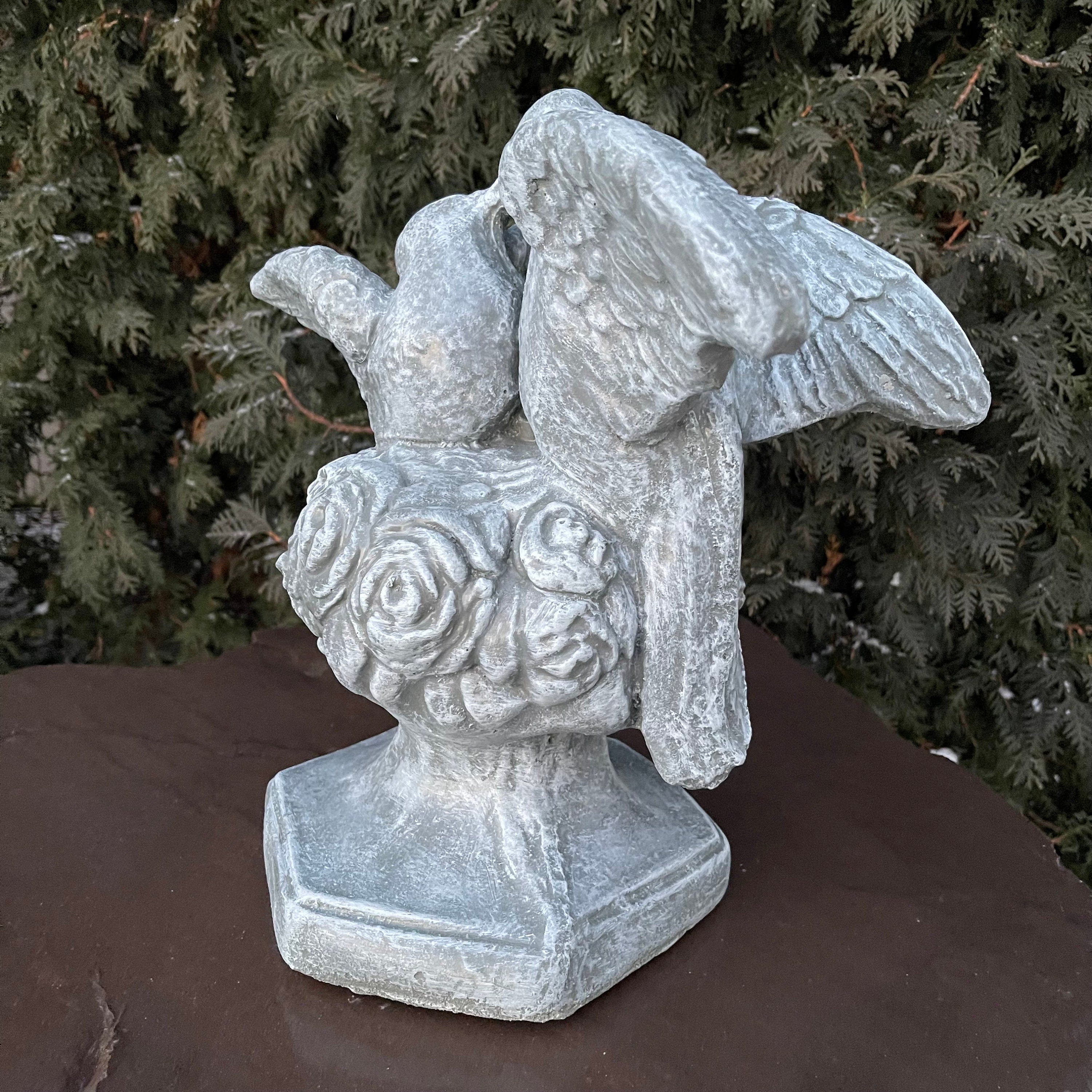 Kissing Doves Garden Statue 14 Inch Hand-Painted Concrete Bird Yard Sculpture Love Wedding Decor Gift