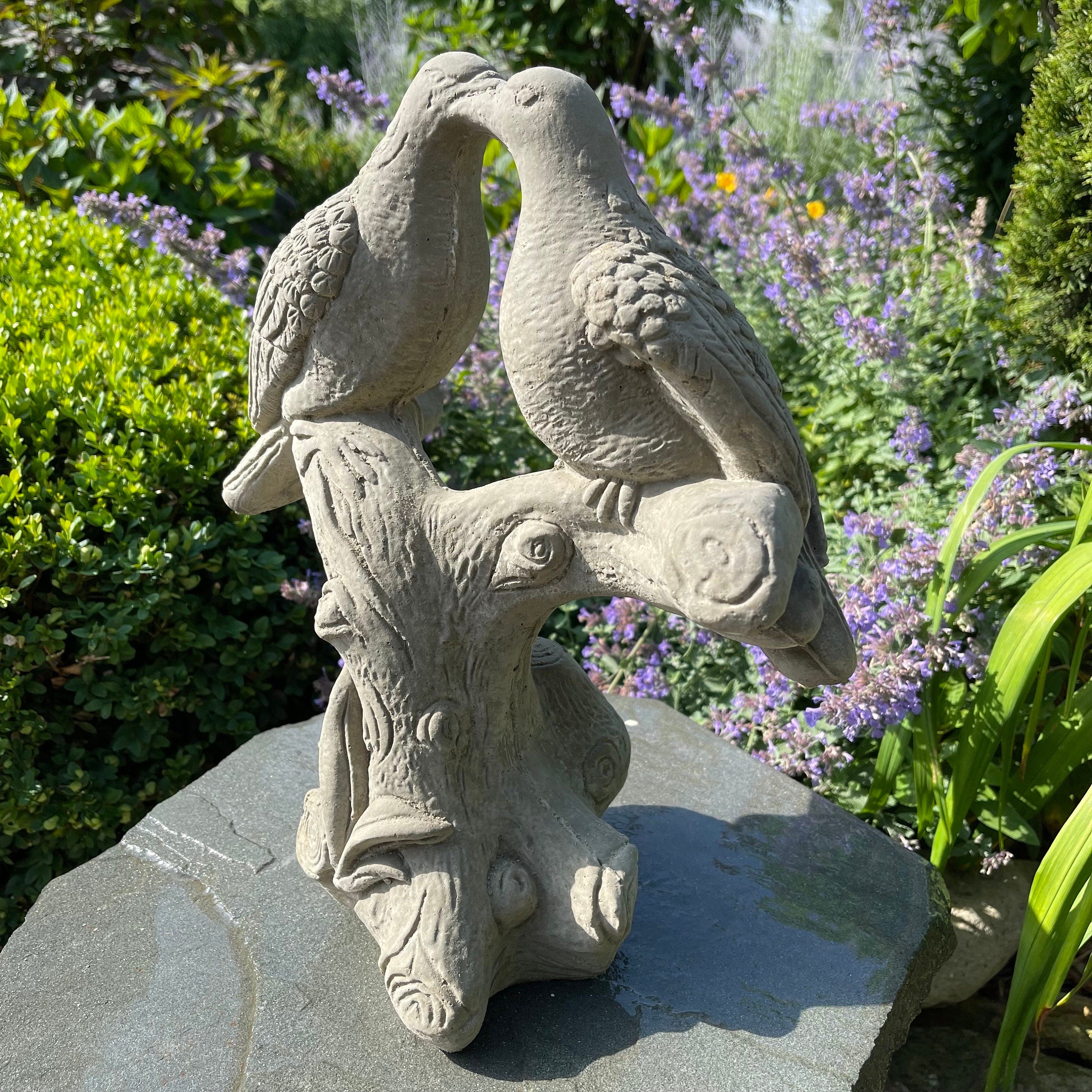 Kissing Dove Garden Statue 15 Inch Concrete Love Birds USA Made Yard Art Romantic Decor Sculpture Ornament Gift