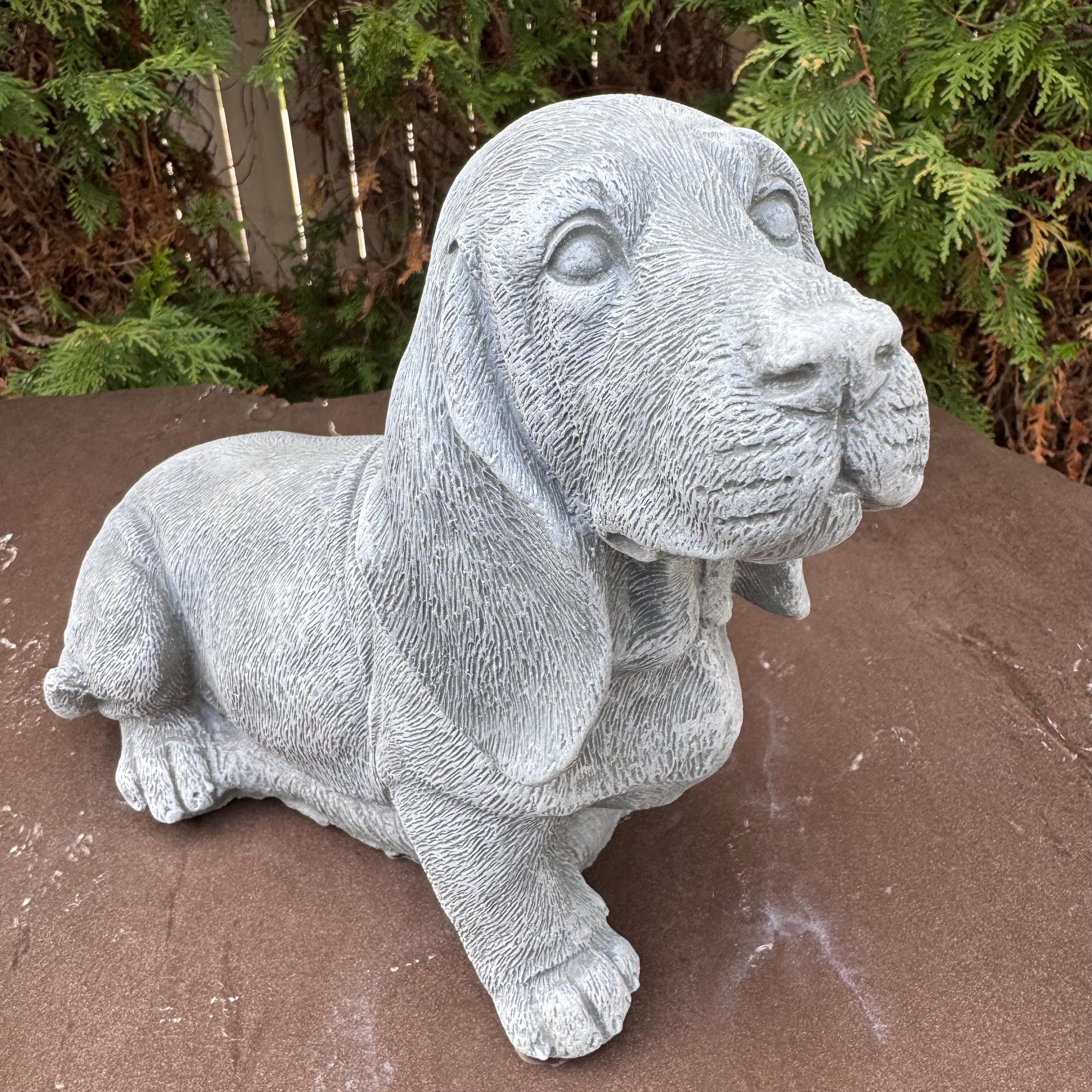 Concrete Basset Hound Memorial Garden Statue 10" Painted Outdoor Pet Remembrance Figurine for Dog Lovers Yard Decor