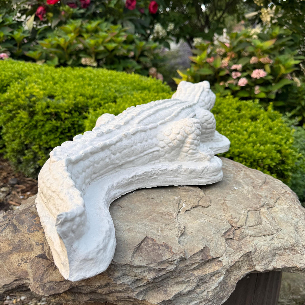 29 Inch Concrete Alligator Garden Statue Sculpture Outdoor Yard Lawn Pond Animal Decor Ornament