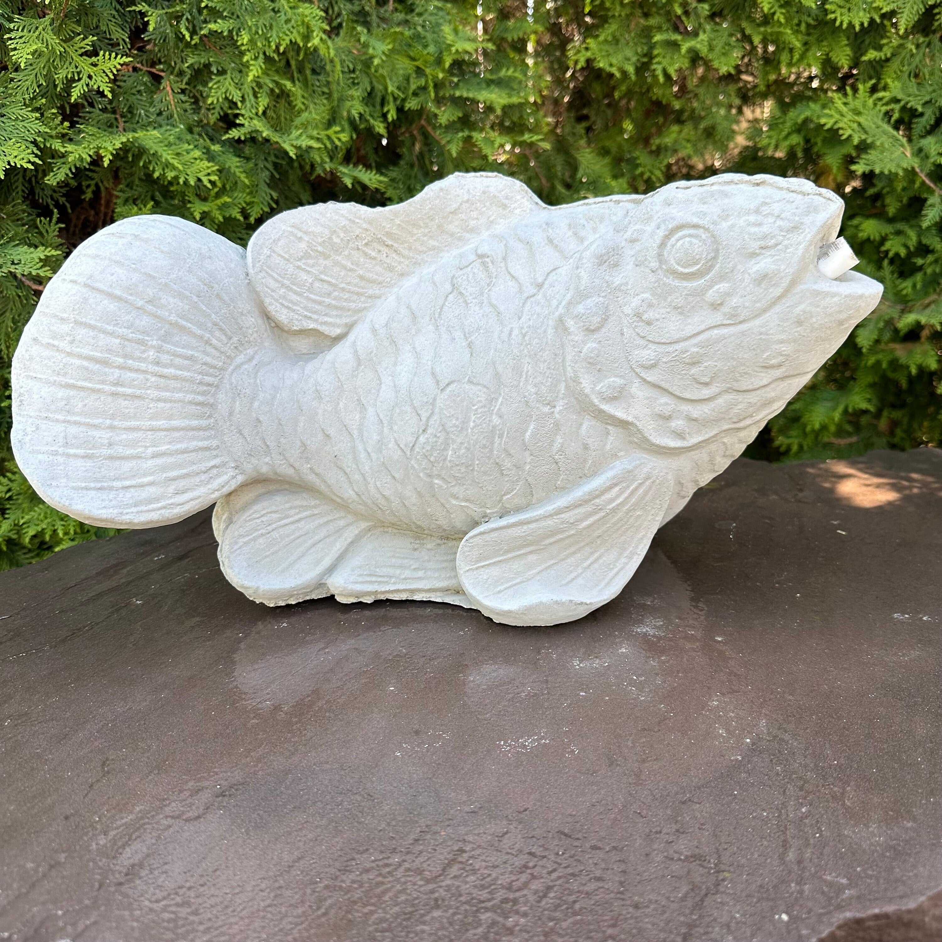 Concrete Fish Pond Spitter 17" Outdoor Garden Water Feature Fountain Statue Top Spout