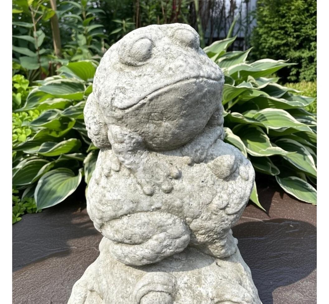 Concrete Frog Stack Statue 13 Inch Outdoor Garden Sculpture Stacked Totem Pole Yard Art Lawn Ornament Zen Decor Gift