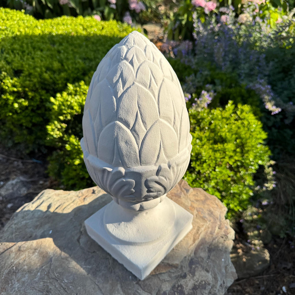 Artichoke Finial Statue 15 Inch Garden Sculpture Concrete Yard Art Lawn Ornament Home Decor Gift
