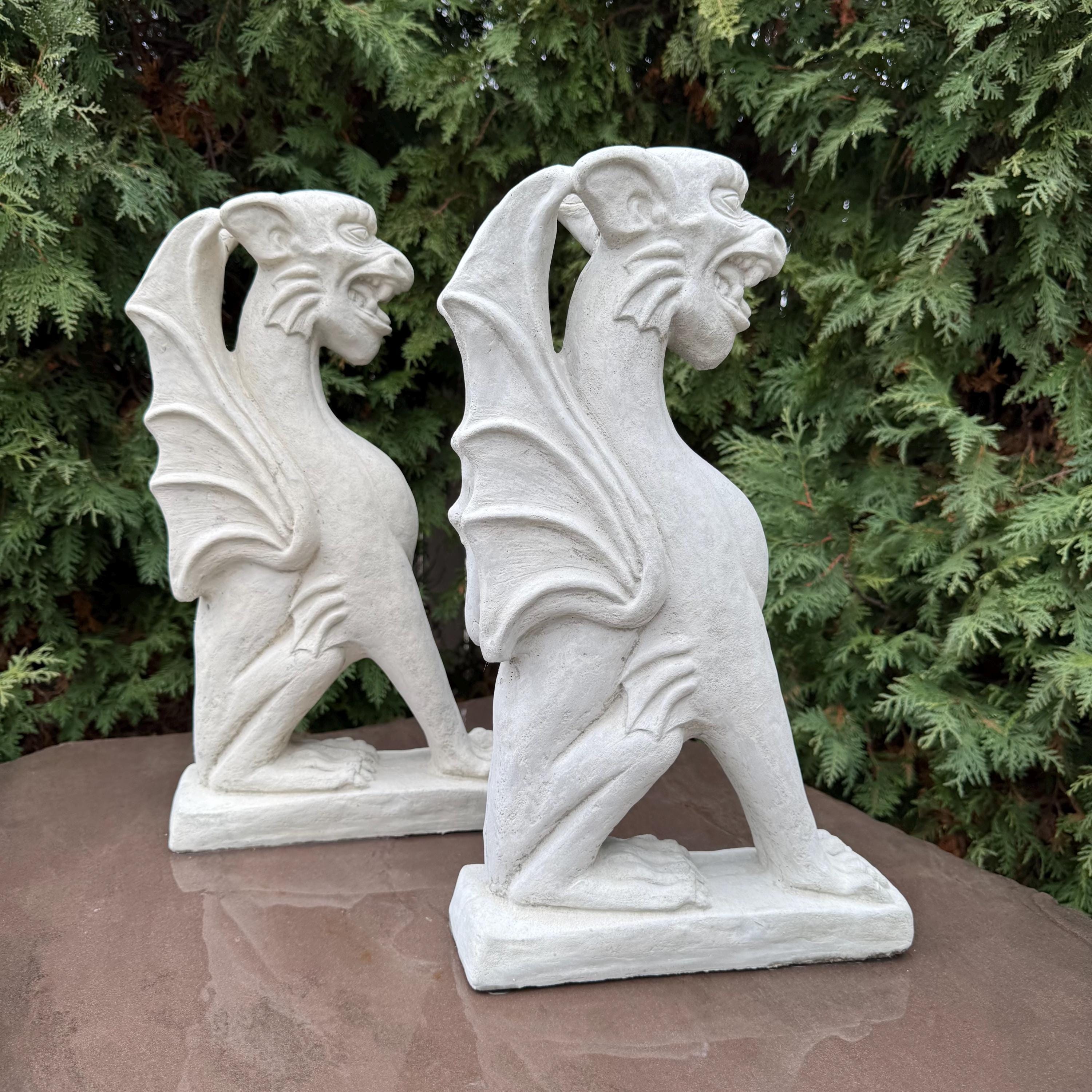 Concrete Griffin Garden Statue 18 Inch Winged Gothic Grotesque Sculpture Yard Ornament Decor