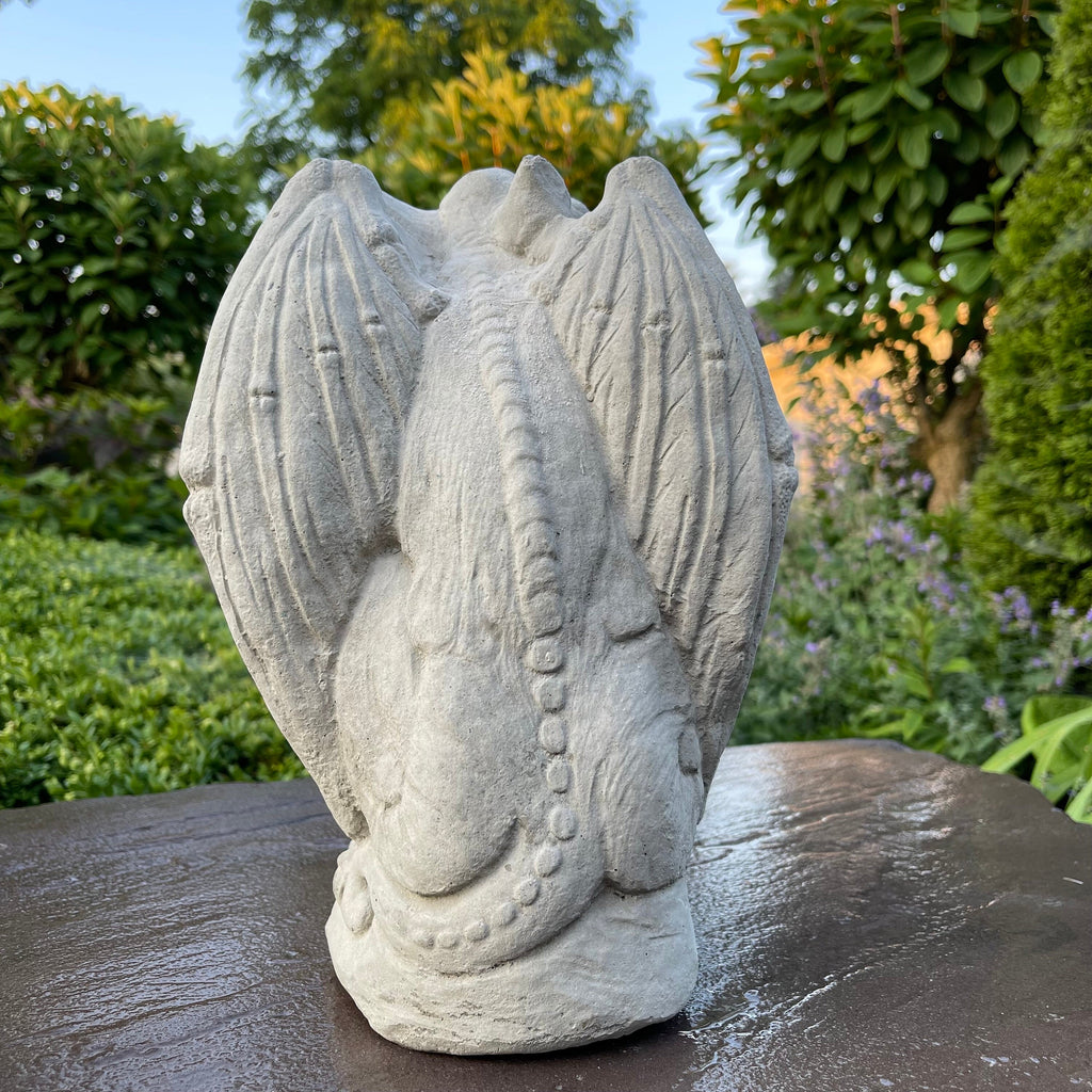 Gothic Winged Gargoyle Concrete Statue 11 Inch Garden Sculpture Outdoor Halloween Yard Decor