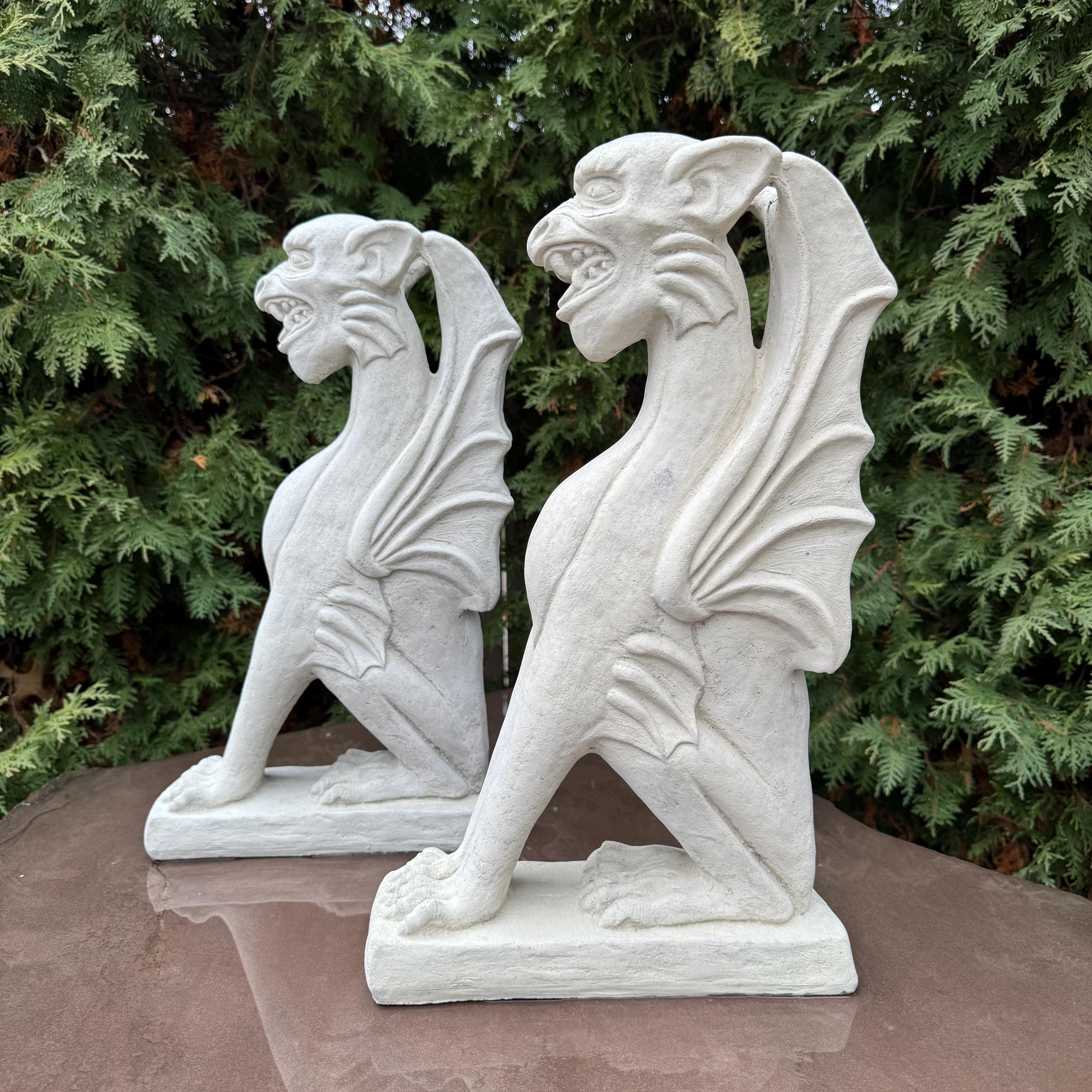 Concrete Griffin Garden Statue 18 Inch Winged Gothic Grotesque Sculpture Yard Ornament Decor