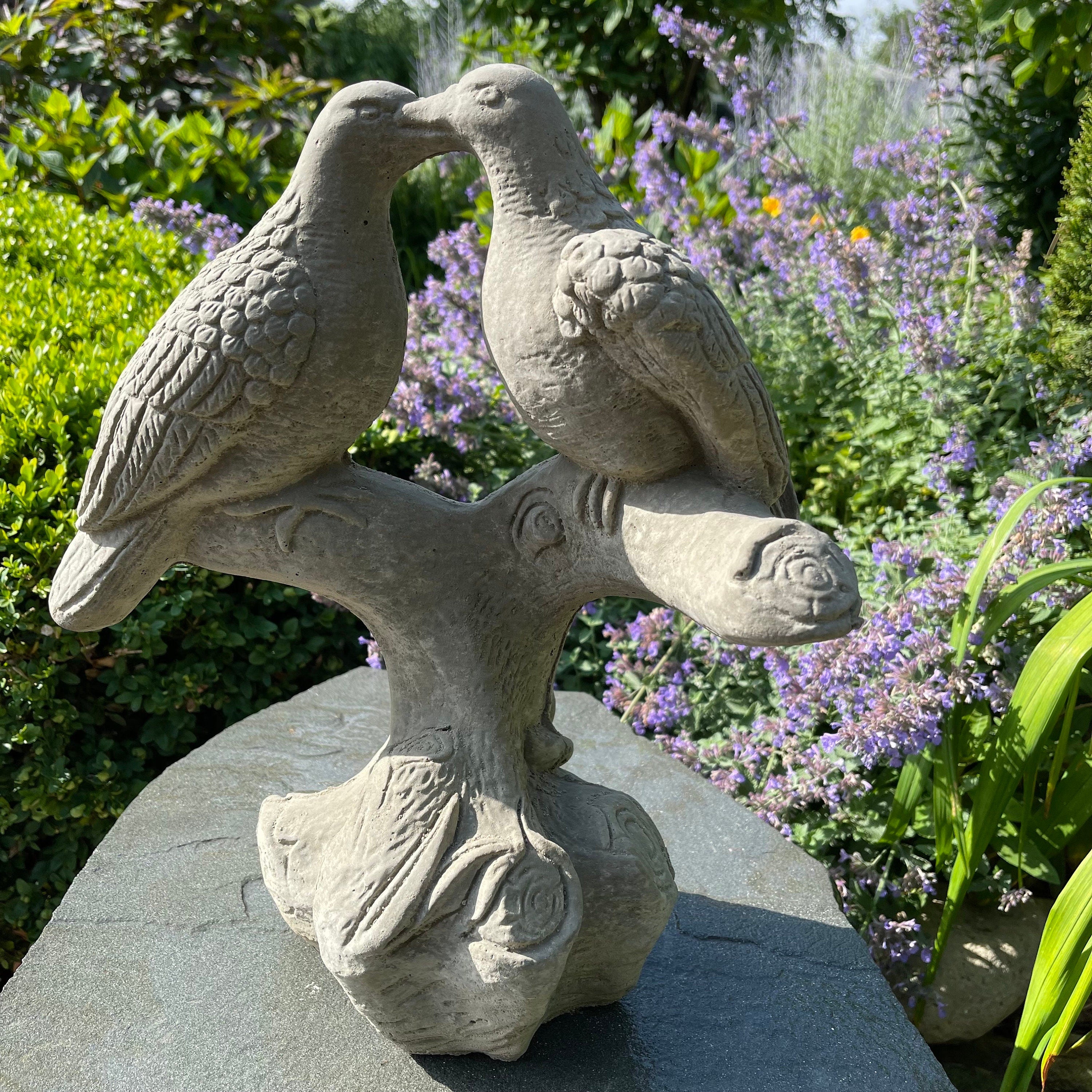 Kissing Dove Garden Statue 15 Inch Concrete Love Birds USA Made Yard Art Romantic Decor Sculpture Ornament Gift