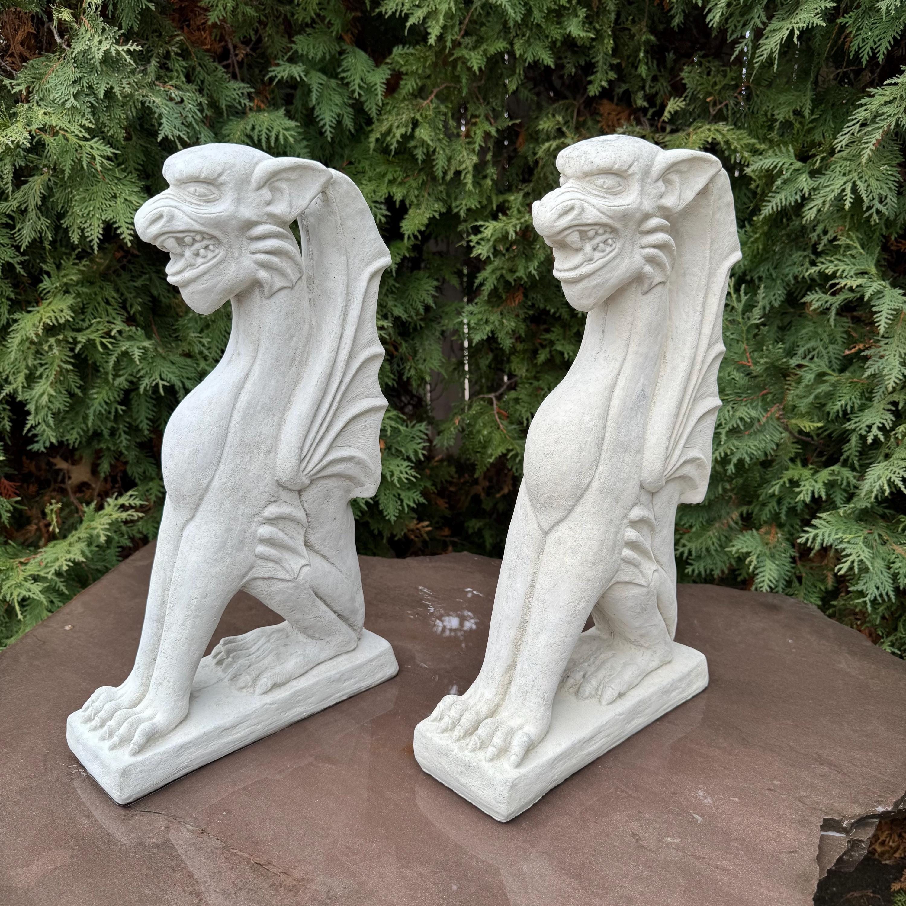 Concrete Griffin Garden Statue 18 Inch Winged Gothic Grotesque Sculpture Yard Ornament Decor