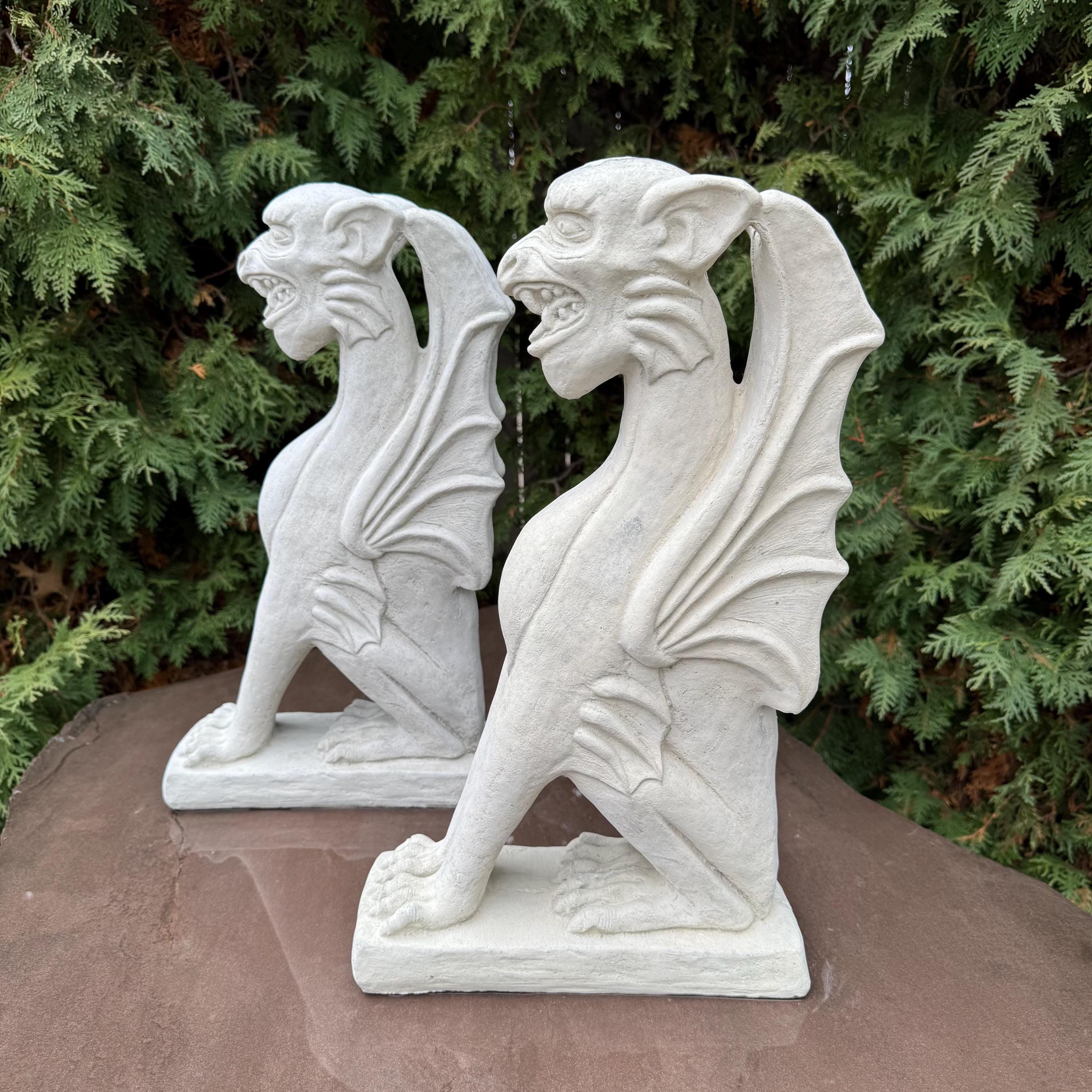 Concrete Griffin Garden Statue 18 Inch Winged Gothic Grotesque Sculpture Yard Ornament Decor