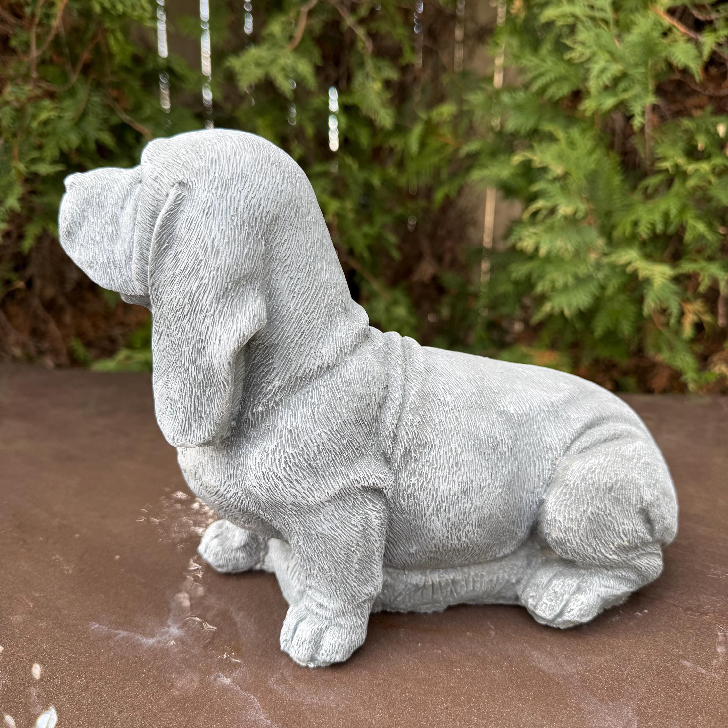 Concrete Basset Hound Memorial Garden Statue 10" Painted Outdoor Pet Remembrance Figurine for Dog Lovers Yard Decor