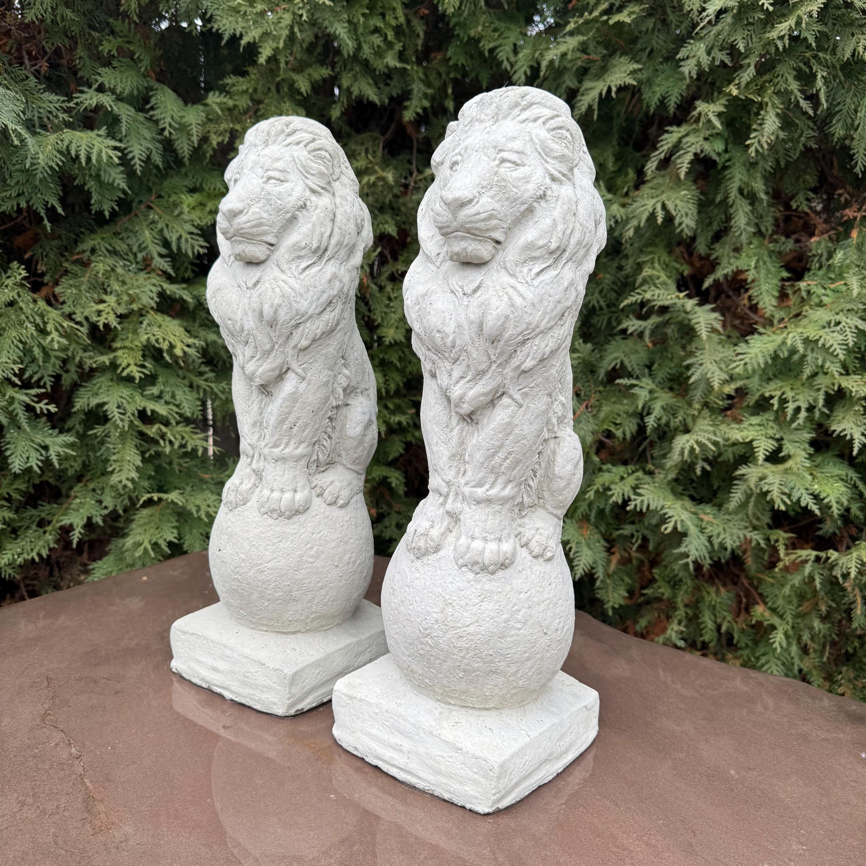 18" Concrete Lion Set Garden Guardian Statues Outdoor Animal Sculptures Yard Decor Cement Ornaments