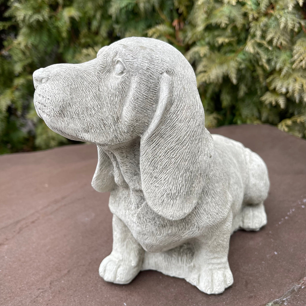 Concrete Basset Hound Garden Statue 10" Outdoor Pet Memorial Dog Figurine Lawn Ornament Decor