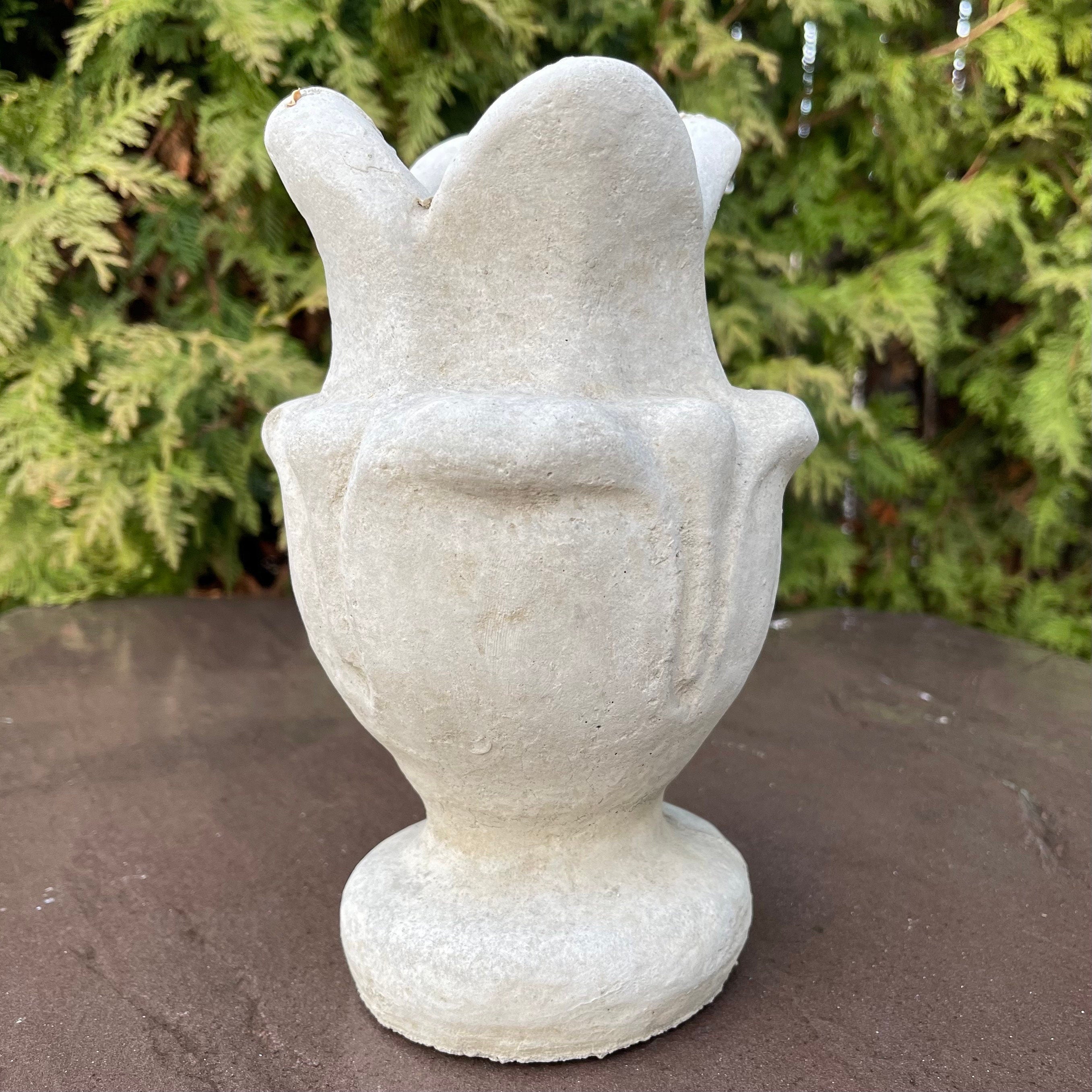 Concrete Tulip Fountain Top 8" Outdoor Garden Water Feature Spitter Replacement Pond Cement Topper Scupper