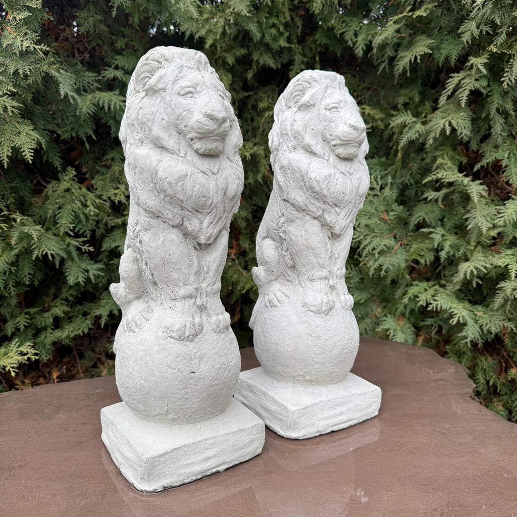 18" Concrete Lion Set Garden Guardian Statues Outdoor Animal Sculptures Yard Decor Cement Ornaments