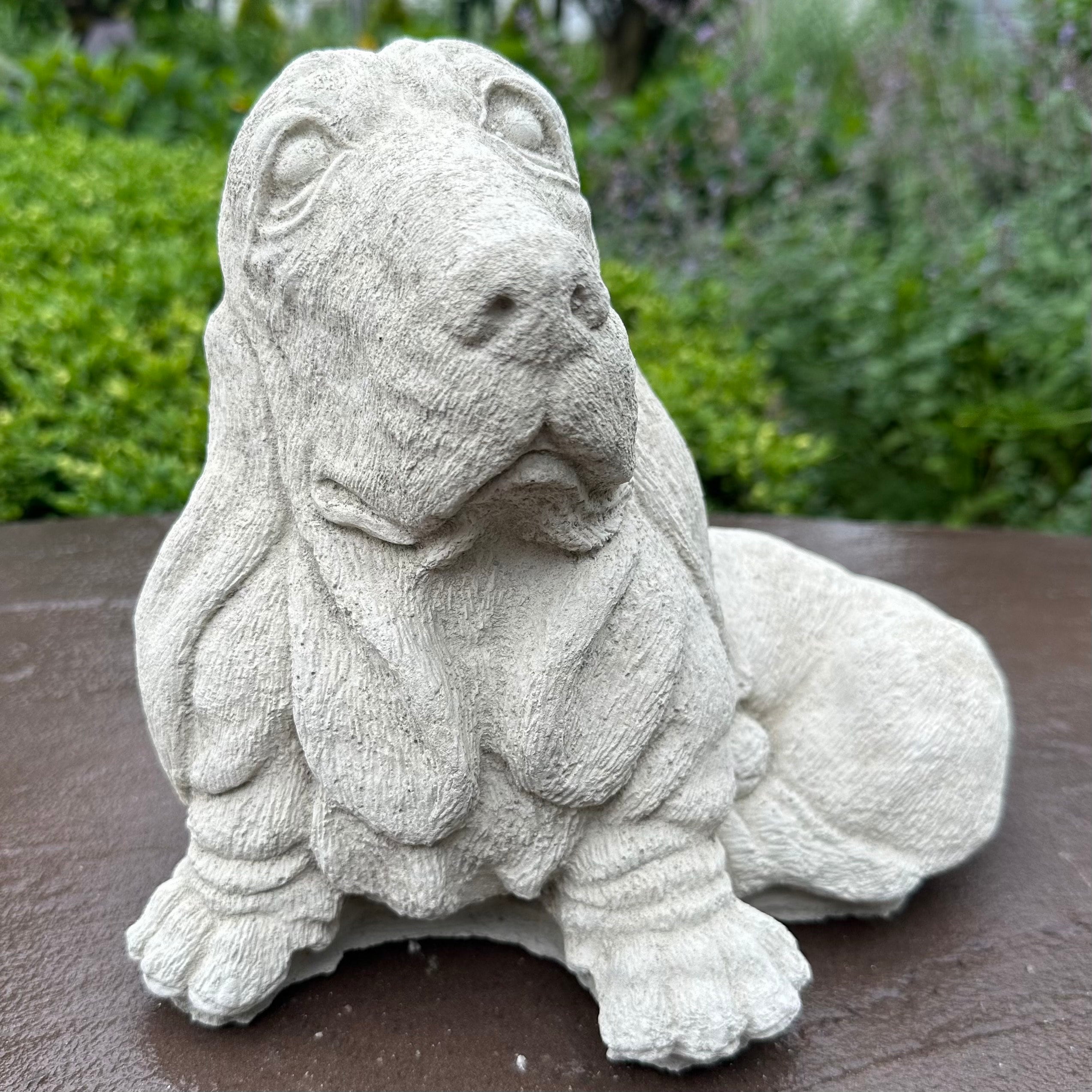 Concrete Basset Hound Garden Statue 10" Outdoor Pet Memorial Dog Figurine Yard Decor Sculpture Gift