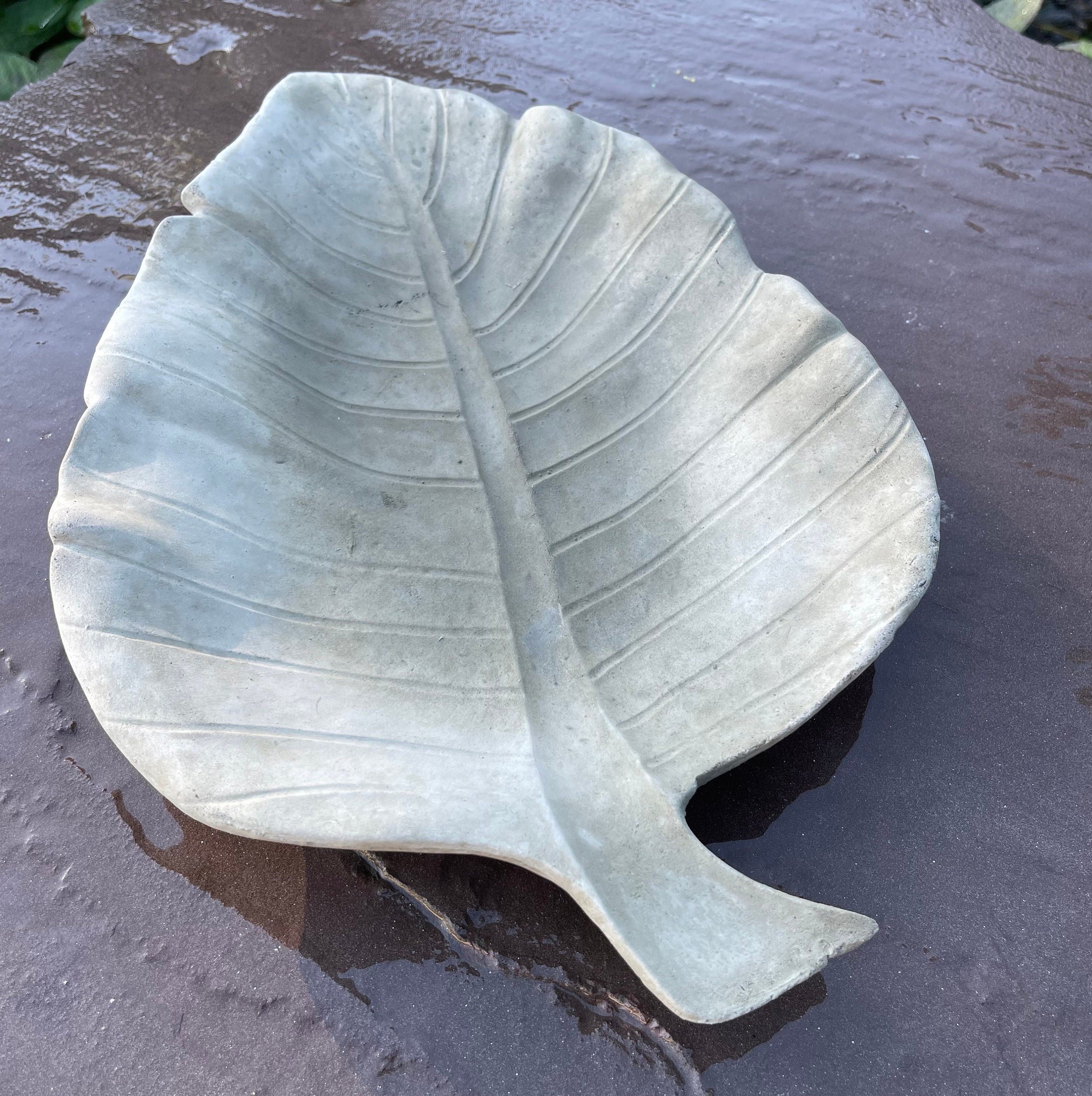 Cement Leaf Bird Bath 16" Low Concrete Bird Bath / Concrete Puddler For The Garden